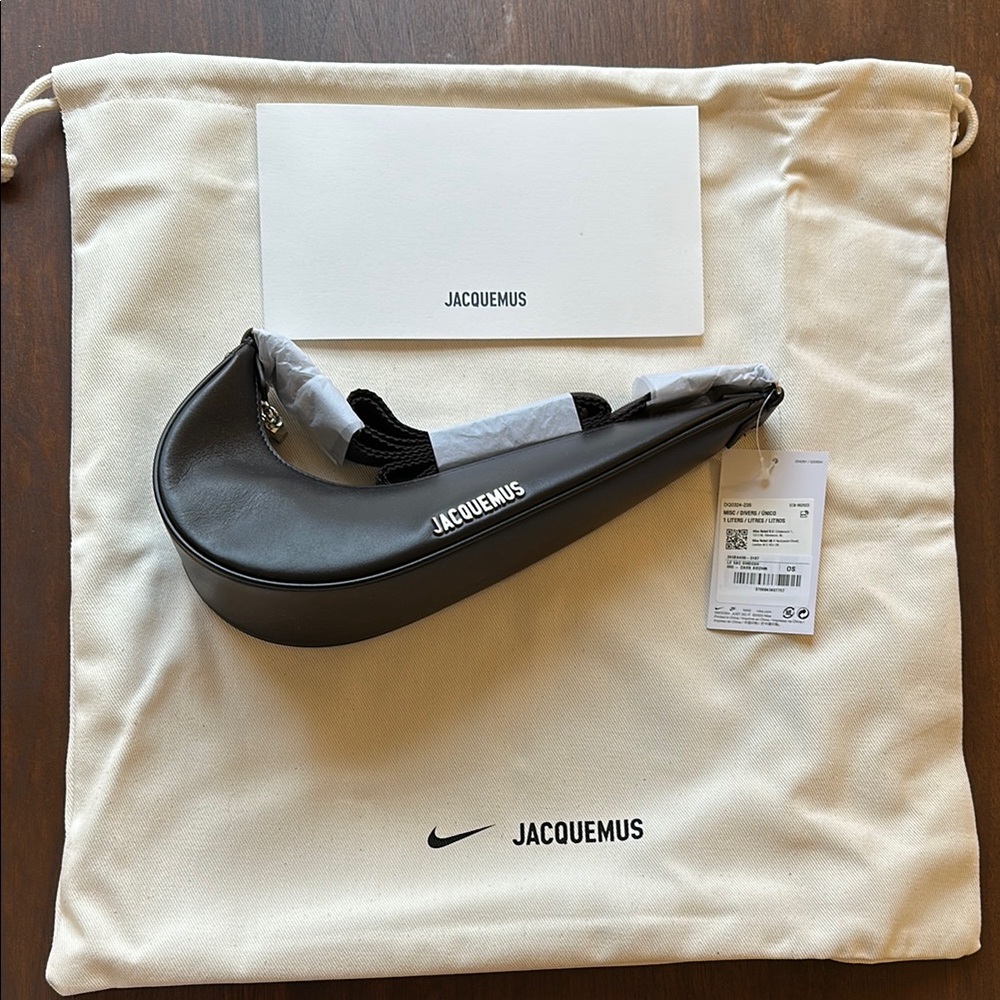 Jacquemus X Nike Le Sac Swoosh bag